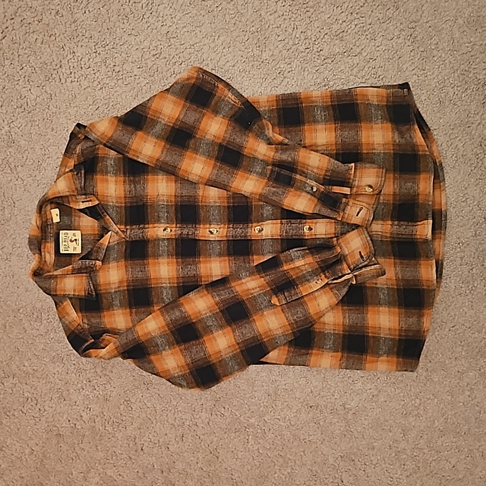 Men's Medium Long Sleeve Flannel- Red Head Brand Co.